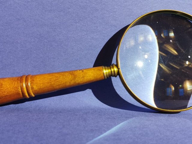 forstorrelsesglass-335